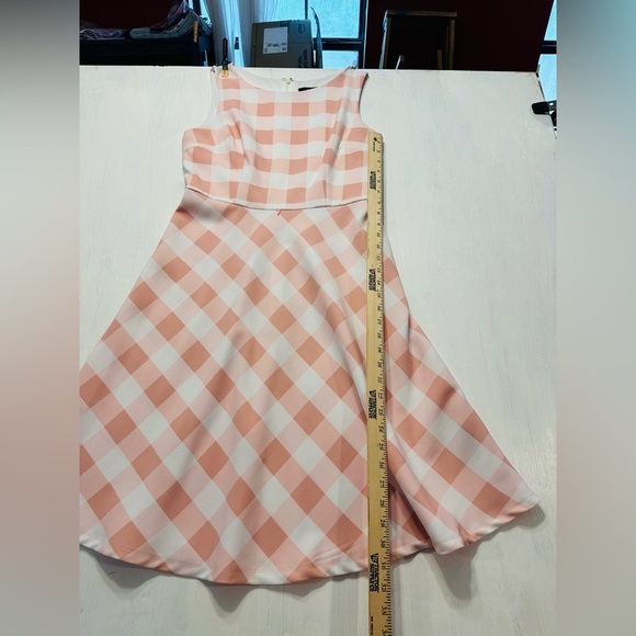 R&K Size 8P Pink Gingham Fit & Flare Dress Sleeveless Midi Checkered - Picture 8 of 8